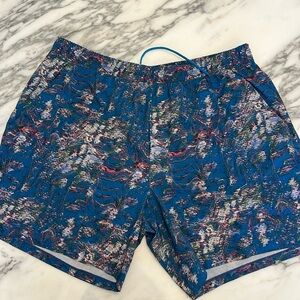 Men’s lululemon pace breaker shorts. 5”. Unlined. Size XXL.